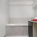 Lux Center Cosy 2 Bedroom With Private Parking Apartmán