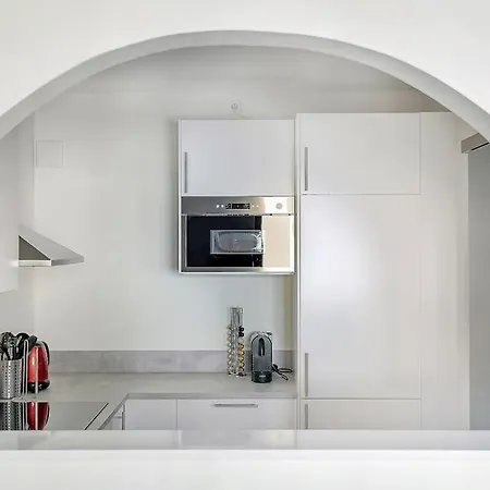 Lux Center Cosy 2 Bedroom With Private Parking アパート *