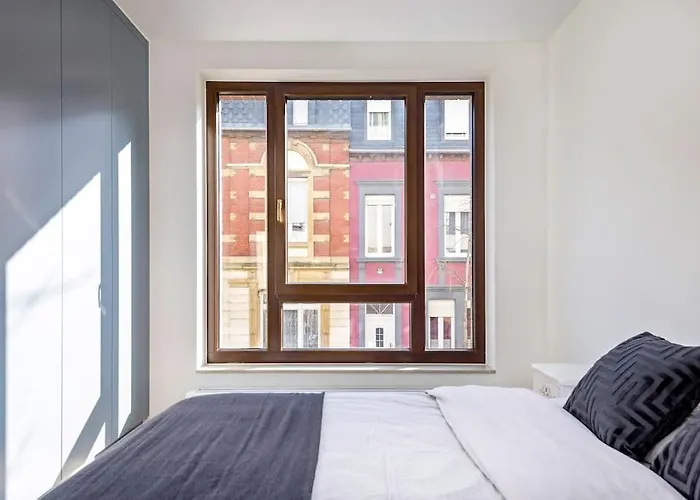 Lejlighed Lux Center Cosy 2 Bedroom With Private Parking